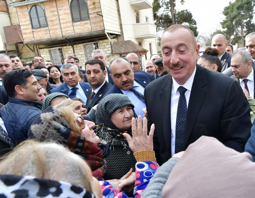 Azerbaijani president, first lady arrive in Shamakhi district for visit (PHOTO)