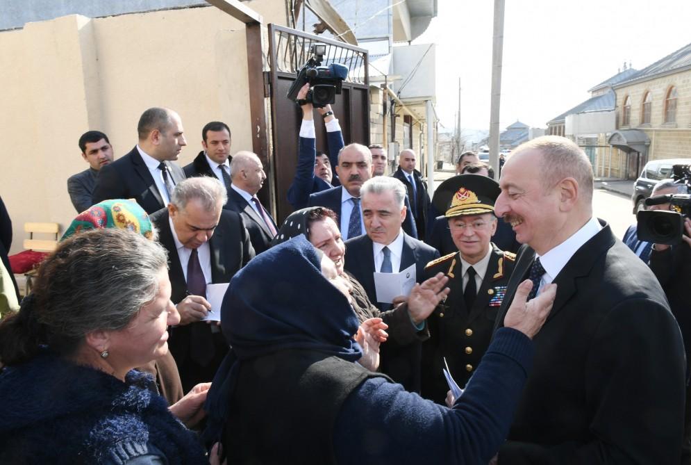 Azerbaijani president, first lady arrive in Shamakhi district for visit (PHOTO)