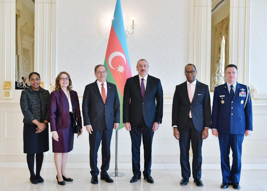 Ilham Aliyev: Azerbaijan welcomes recent statement of OSCE MG co-chairs (PHOTO)