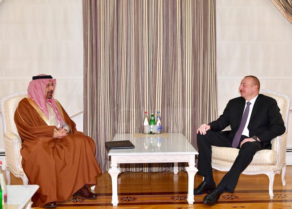 President Aliyev receives Saudi Arabian minister of energy, industry and mineral resources (PHOTO)