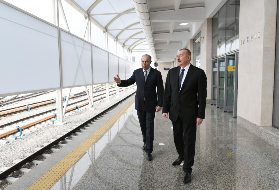 President Ilham Aliyev views conditions created at Bakmil station of Baku Metro after major overhaul (PHOTO)