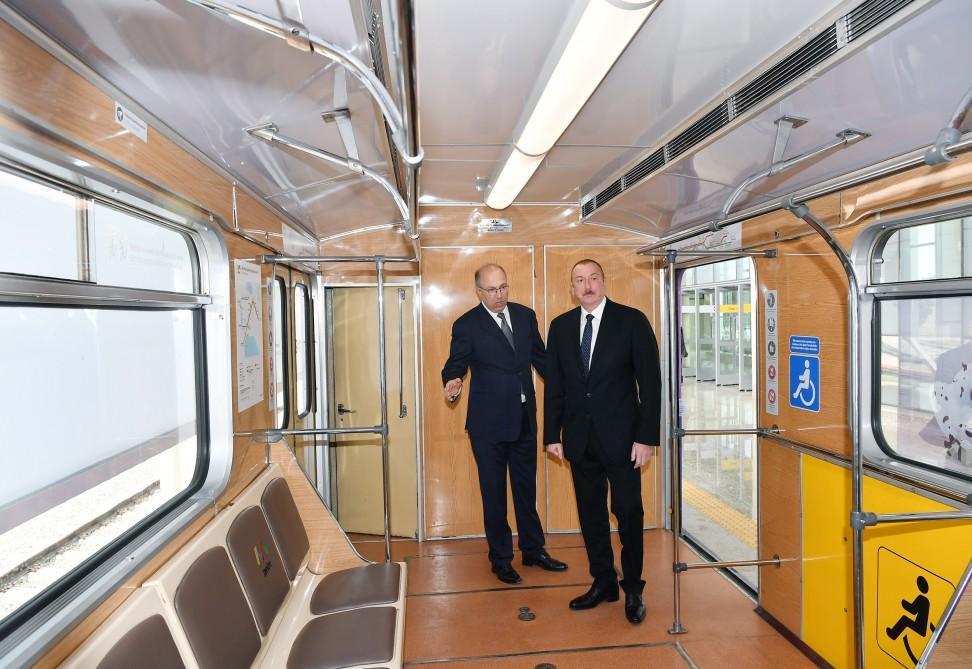 President Ilham Aliyev views conditions created at Bakmil station of Baku Metro after major overhaul (PHOTO)