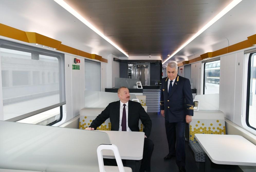 President Ilham Aliyev views passenger train to run on Baku-Tbilisi- Kars route (PHOTO)