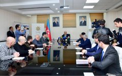 57 businessmen of burnt down shopping center in Baku receive financial assistance (PHOTO)
