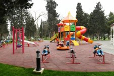 Azerbaijani president, First lady view conditions created at reconstructed Neftchilar park in Baku (PHOTO)
