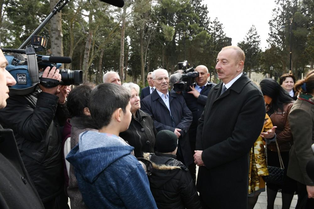 Azerbaijani president, First lady view conditions created at reconstructed Neftchilar park in Baku (PHOTO)