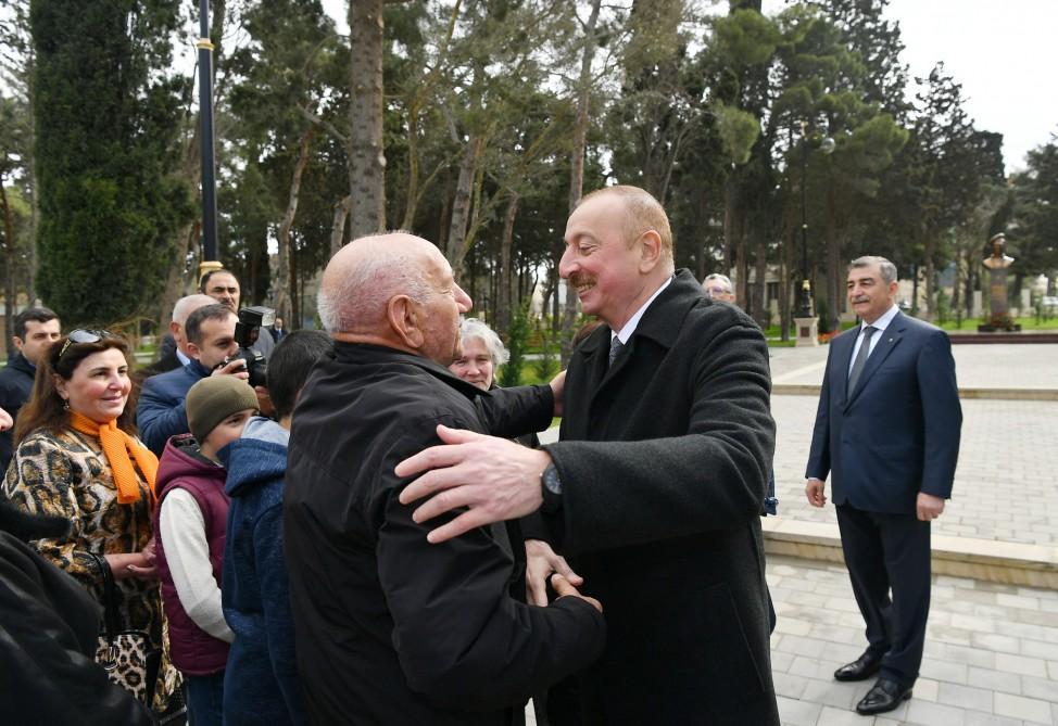 Azerbaijani president, First lady view conditions created at reconstructed Neftchilar park in Baku (PHOTO)