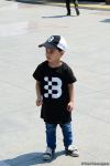 Fans of Formula 1 SOCAR Azerbaijan Grand Prix at Baku Boulevard (PHOTO)
