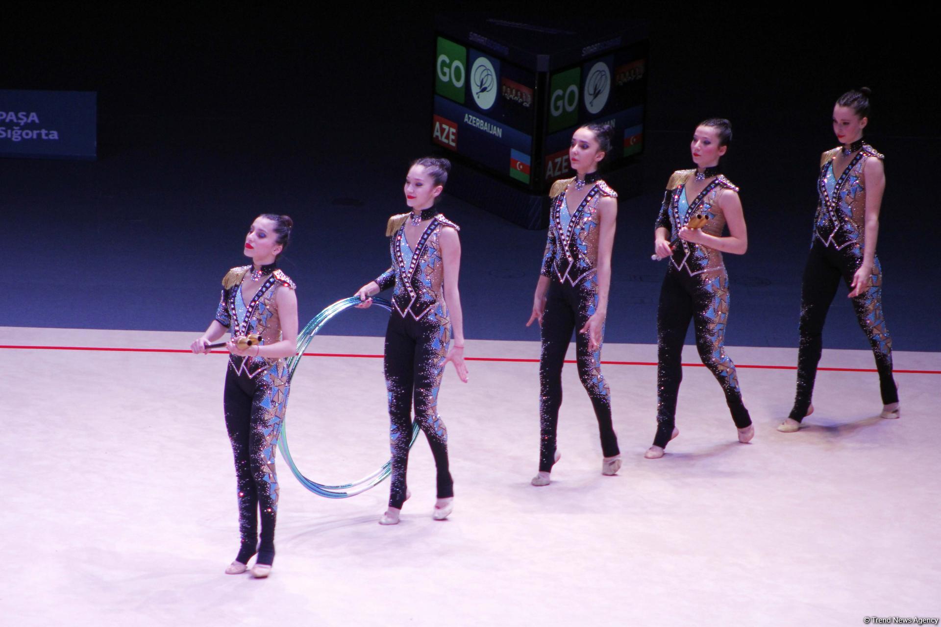 Qualifications of teams in group exercises with three hoops, two pairs of clubs held in World Cup (PHOTO)