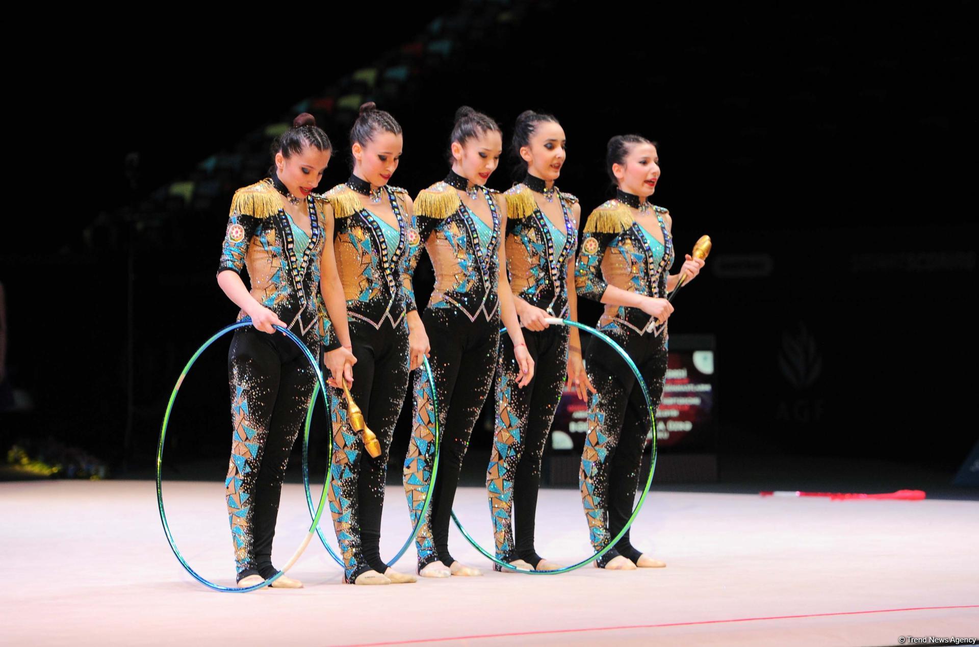 Qualifications of teams in group exercises with three hoops, two pairs of clubs held in World Cup (PHOTO)