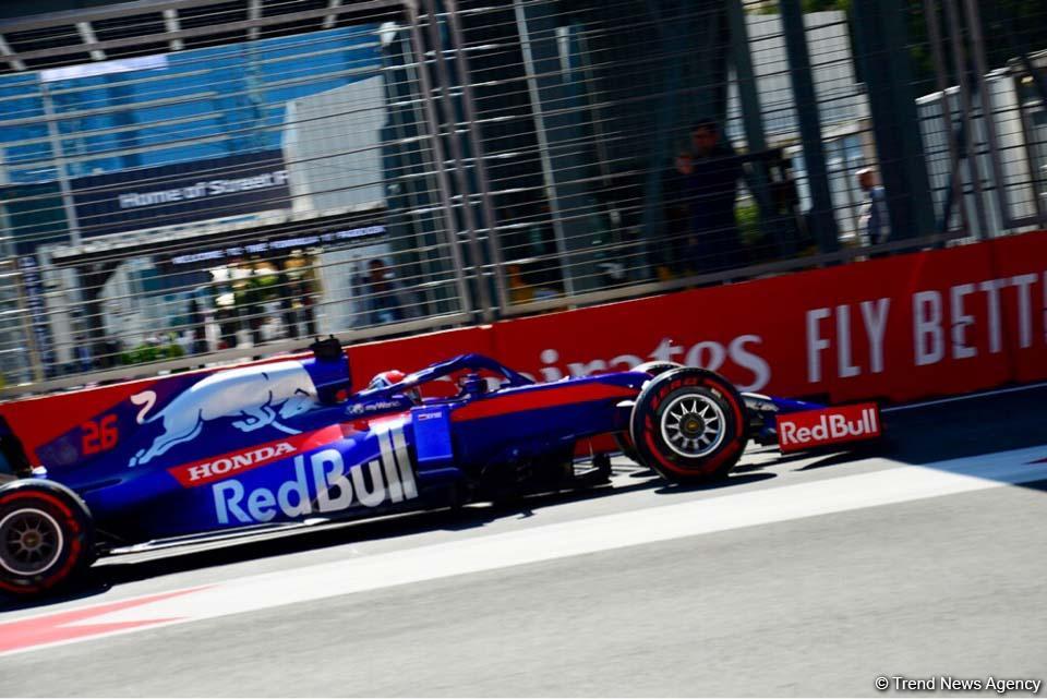 F1® Qualifying Session of Formula 1 SOCAR Azerbaijan Grand Prix 2019 kicks off (PHOTO)