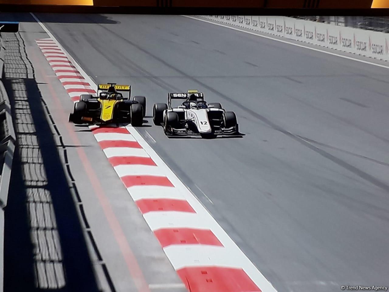 3 pilots of F2™ stop race due to accident at Formula 1 SOCAR Azerbaijan Grand Prix 2019 (PHOTO)