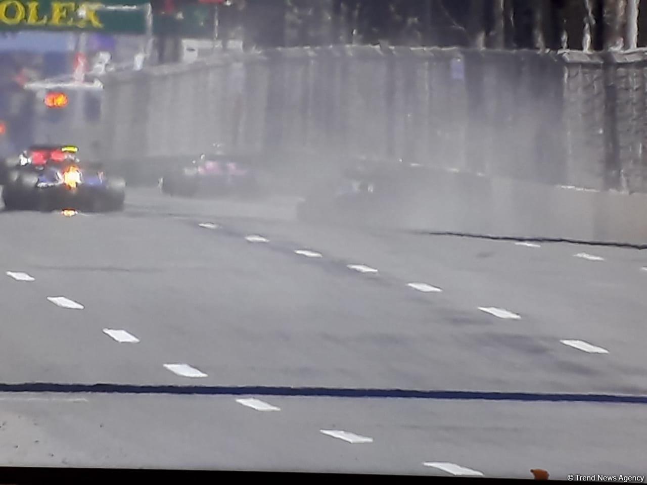 3 pilots of F2™ stop race due to accident at Formula 1 SOCAR Azerbaijan Grand Prix 2019 (PHOTO)
