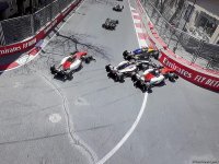 Second chain-reaction accident occurs during F2 second race in Baku (PHOTO)