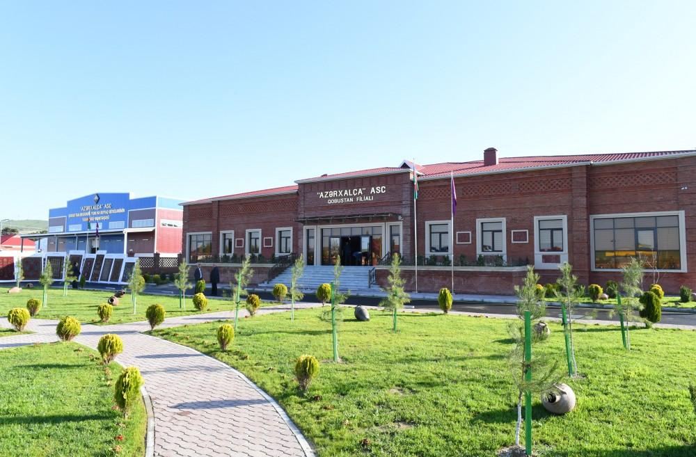 Azerbaijani president, first lady inaugurate Gobustan branch of Azerkhalcha OJSC (PHOTO)