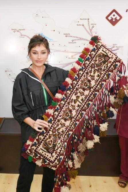 Azerbaijani president, first lady inaugurate Gobustan branch of Azerkhalcha OJSC (PHOTO)