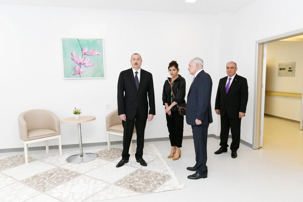 Azerbaijani president, first lady inaugurate Gobustan District Central Hospital (PHOTO)