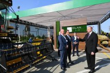 President Aliyev views 25th Azerbaijan International Food Industry and 13th Azerbaijan International Agriculture exhibitions (PHOTO)