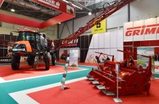 President Aliyev views 25th Azerbaijan International Food Industry and 13th Azerbaijan International Agriculture exhibitions (PHOTO)