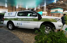President Aliyev views 25th Azerbaijan International Food Industry and 13th Azerbaijan International Agriculture exhibitions (PHOTO)