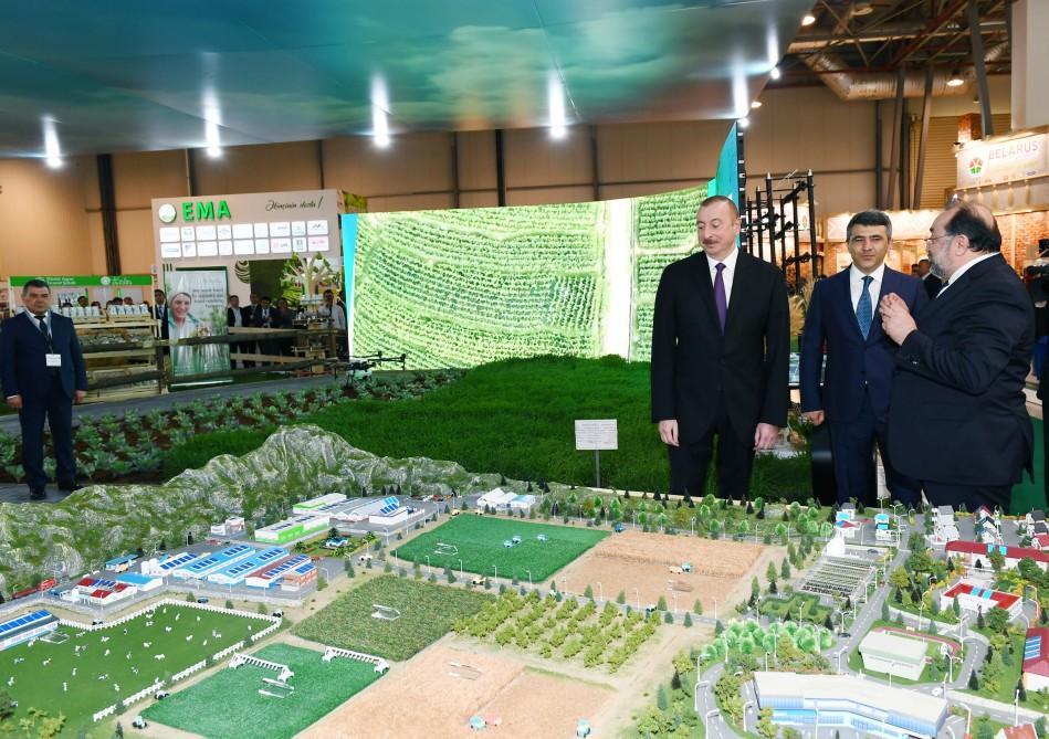 President Aliyev views 25th Azerbaijan International Food Industry and 13th Azerbaijan International Agriculture exhibitions (PHOTO)