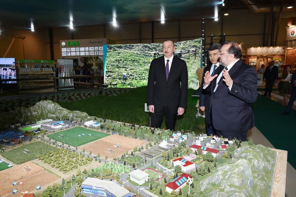 President Aliyev views 25th Azerbaijan International Food Industry and 13th Azerbaijan International Agriculture exhibitions (PHOTO)