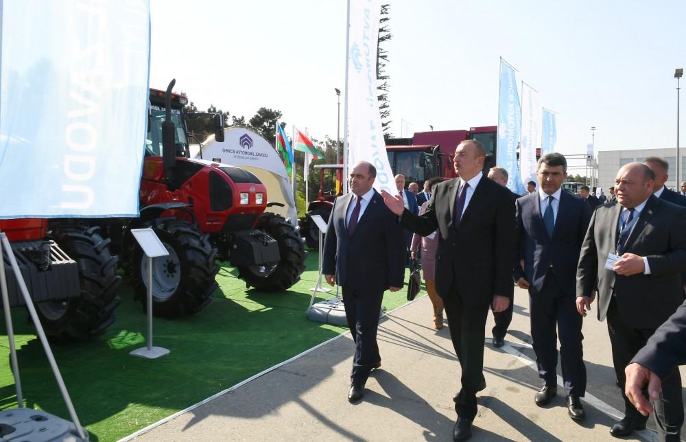 President Aliyev views 25th Azerbaijan International Food Industry and 13th Azerbaijan International Agriculture exhibitions (PHOTO)