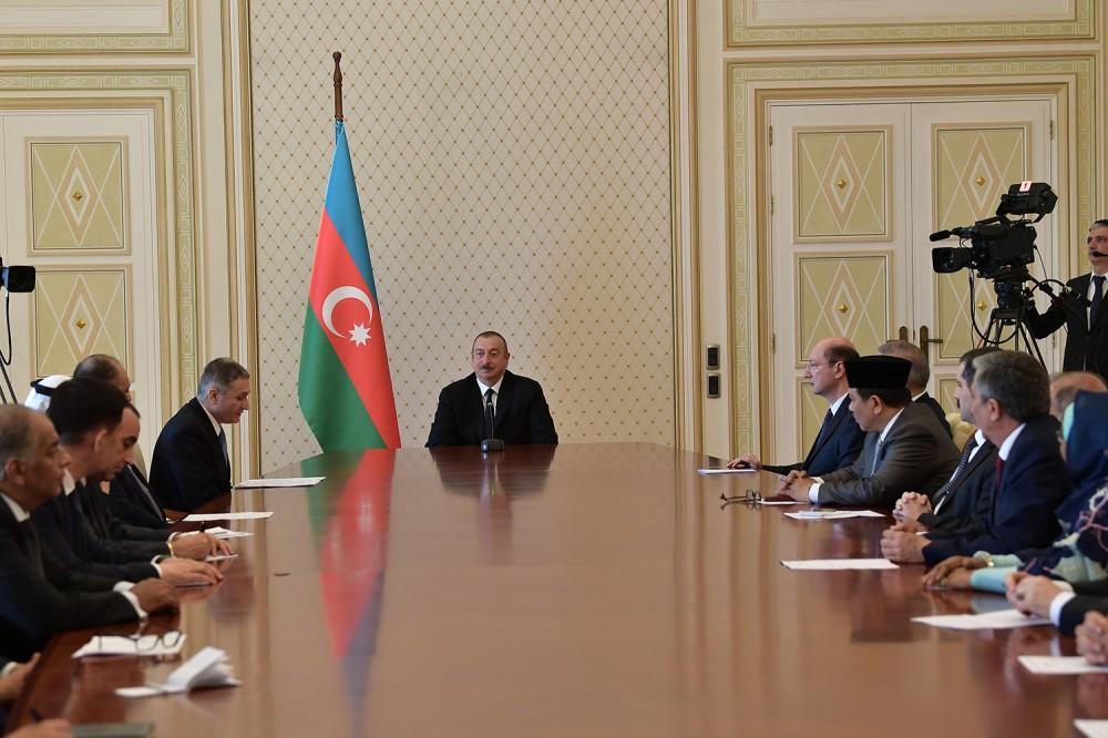 President Aliyev receives ambassadors, heads of diplomatic missions of Muslim countries to Azerbaijan (PHOTO)