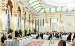 President Ilham Aliyev attended Iftar ceremony on the occasion of holy month of Ramadan (PHOTO)