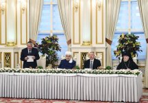 President Ilham Aliyev attended Iftar ceremony on the occasion of holy month of Ramadan (PHOTO)