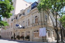 Azerbaijani, Polish presidents unveil memorial plaques commemorating Polish architects in Baku (PHOTO)