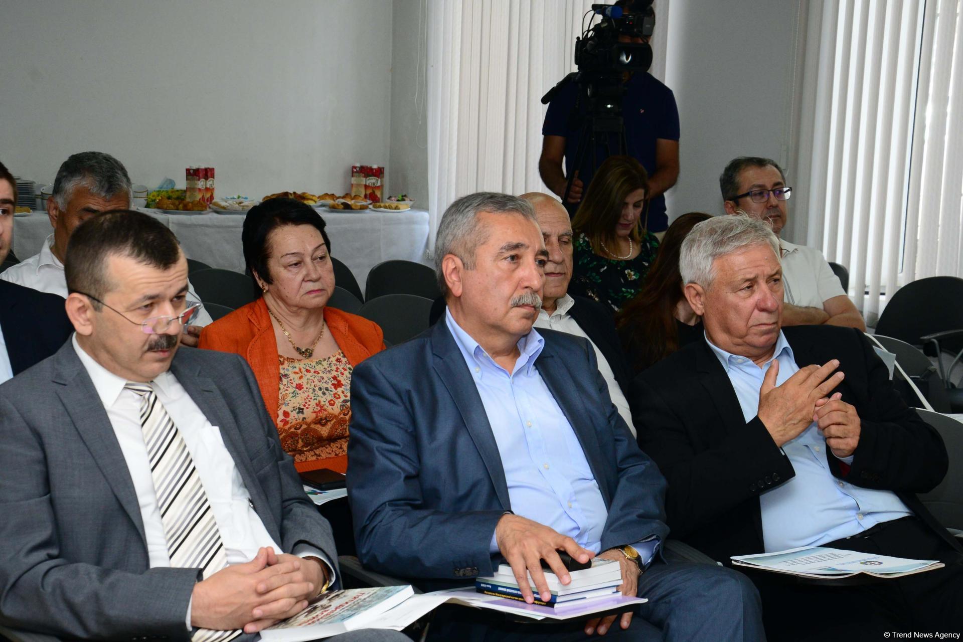 Baku Network experts discuss model of multiculturalism (PHOTO)