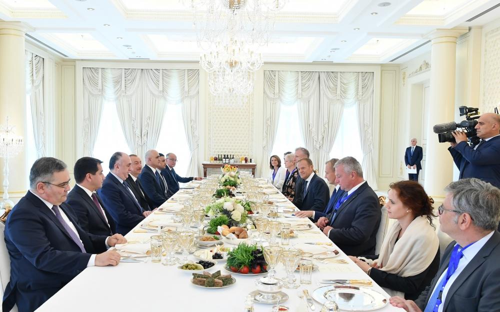 Azerbaijani President Ilham Aliyev and President of European Council Donald Tusk held one-on-one meeting (PHOTO)