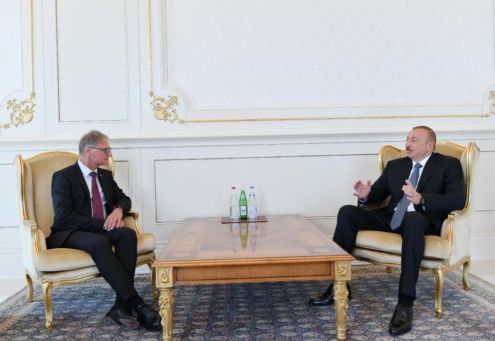 President Aliyev receives credentials of ambassadors of several countries (PHOTO)