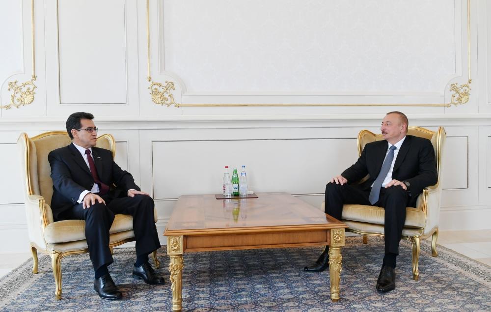 President Aliyev receives credentials of ambassadors of several countries (PHOTO)