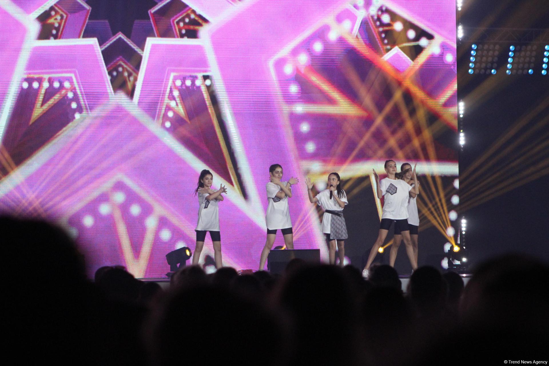 Awesome closing ceremony of XV Summer European Youth Olympic Festival in Baku (PHOTO)