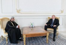 Azerbaijani president receives credentials of incoming Omani ambassador (PHOTO)