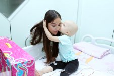 Vice-President of Heydar Aliyev Foundation Leyla Aliyeva visits several medical centers in Baku (PHOTO)