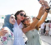 Azerbaijan’s First VP Mehriban Aliyeva attends opening of orphanage-kindergartens and joined festivities for children (UPDATE)