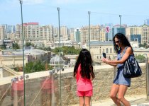 Baku’s Mysterious Tower (PHOTO)