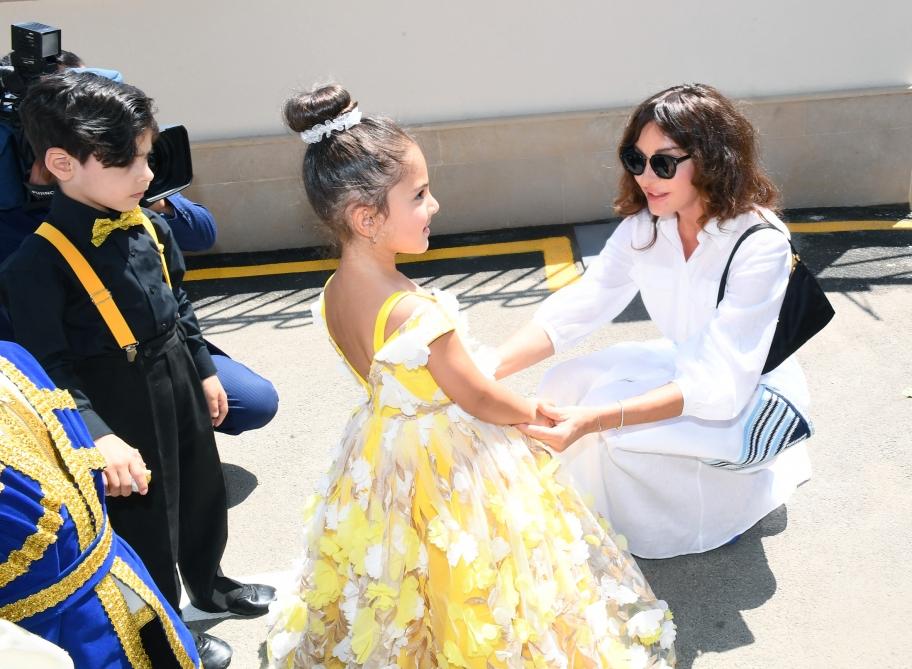 Azerbaijan’s First VP Mehriban Aliyeva attends opening of orphanage-kindergartens and joined festivities for children (UPDATE)