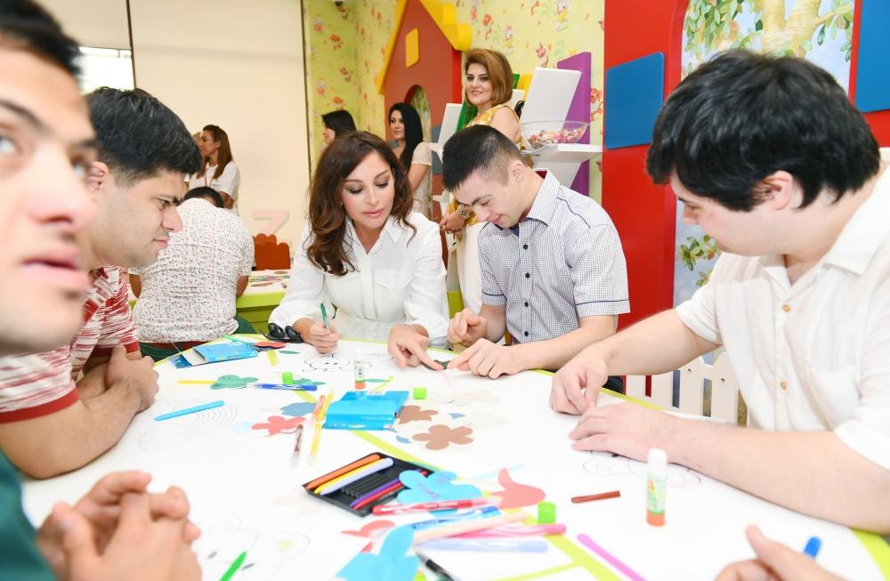 Azerbaijan’s First VP Mehriban Aliyeva attends opening of orphanage-kindergartens and joined festivities for children (UPDATE)