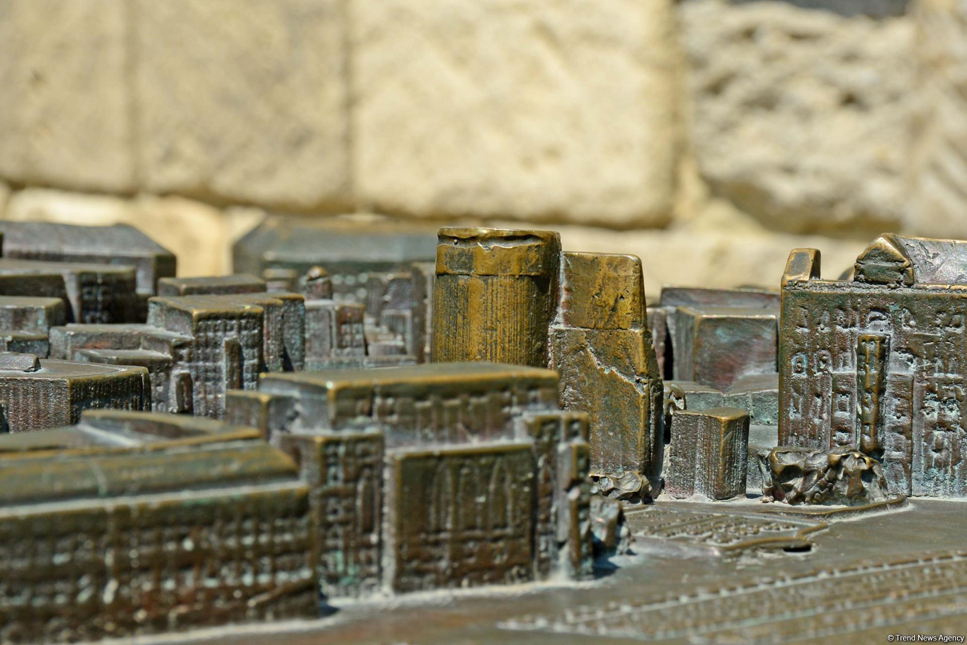 Baku’s Mysterious Tower (PHOTO)