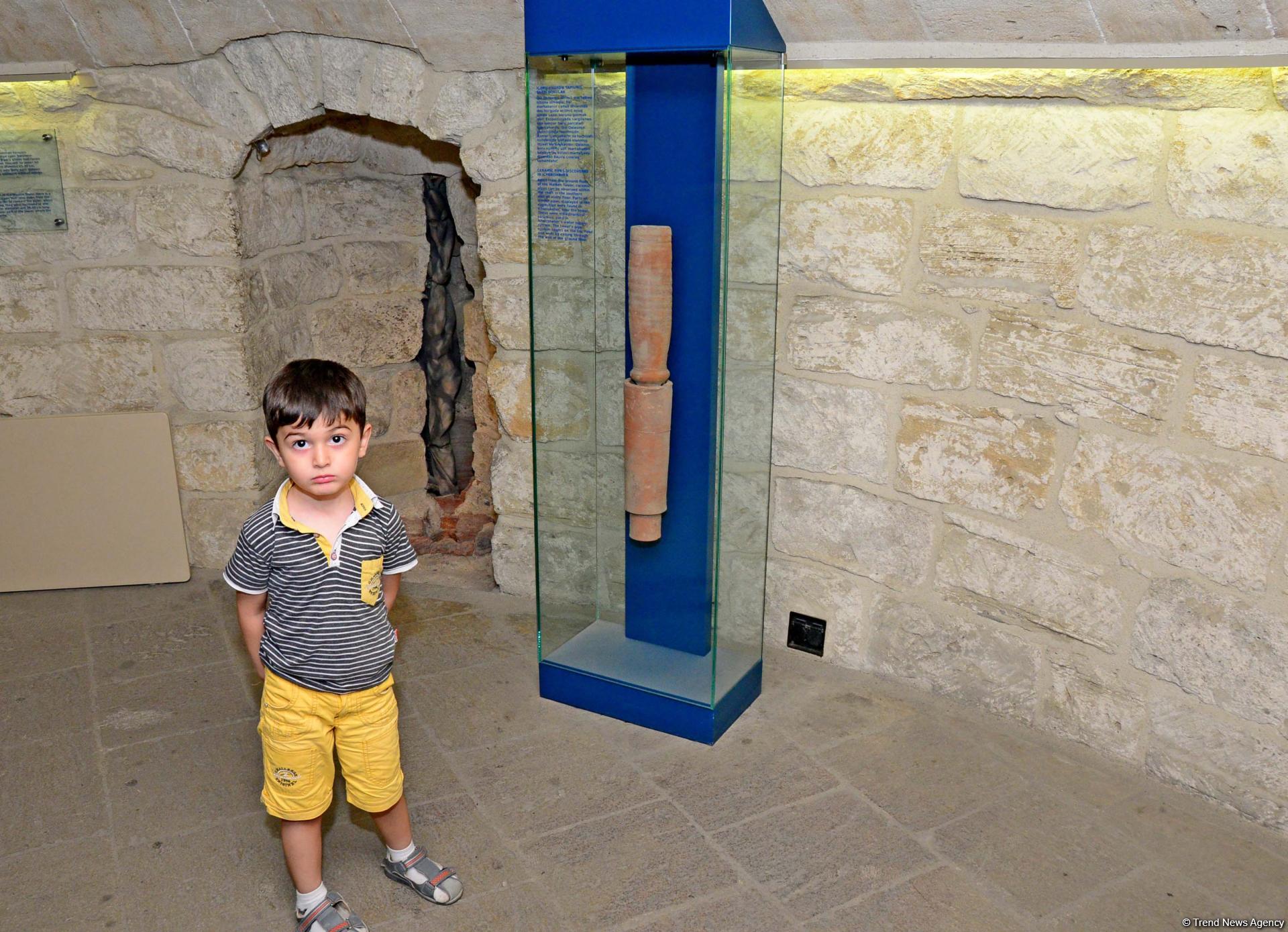 Baku’s Mysterious Tower (PHOTO)