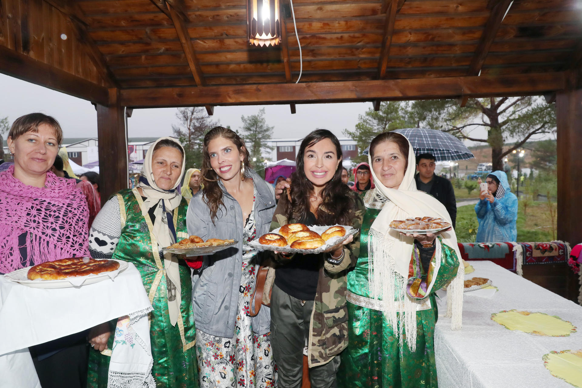 Vice-President of Heydar Aliyev Foundation Leyla Aliyeva views pavilions at First Grape and Wine Festival (PHOTOS)