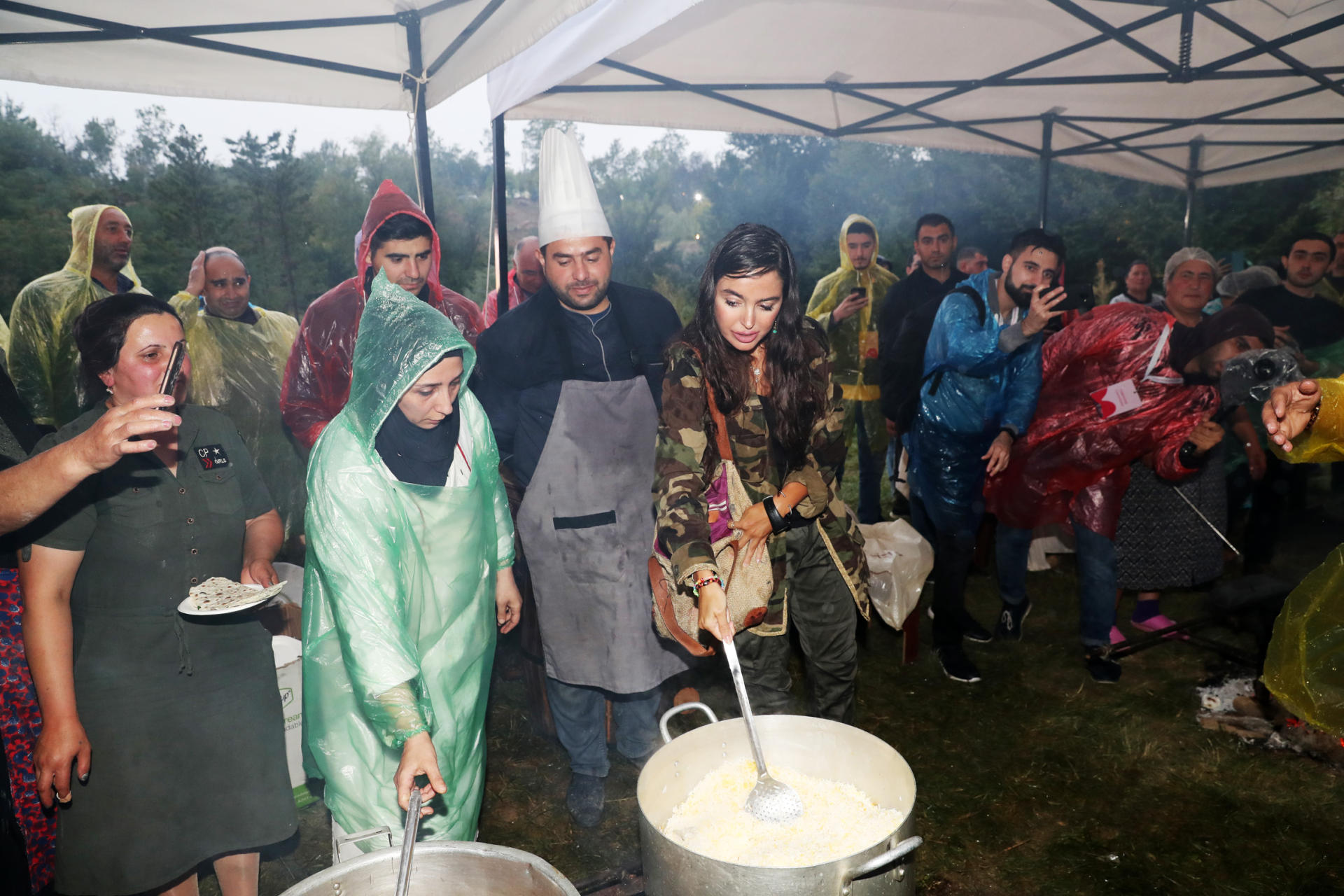 Vice-President of Heydar Aliyev Foundation Leyla Aliyeva views pavilions at First Grape and Wine Festival (PHOTOS)