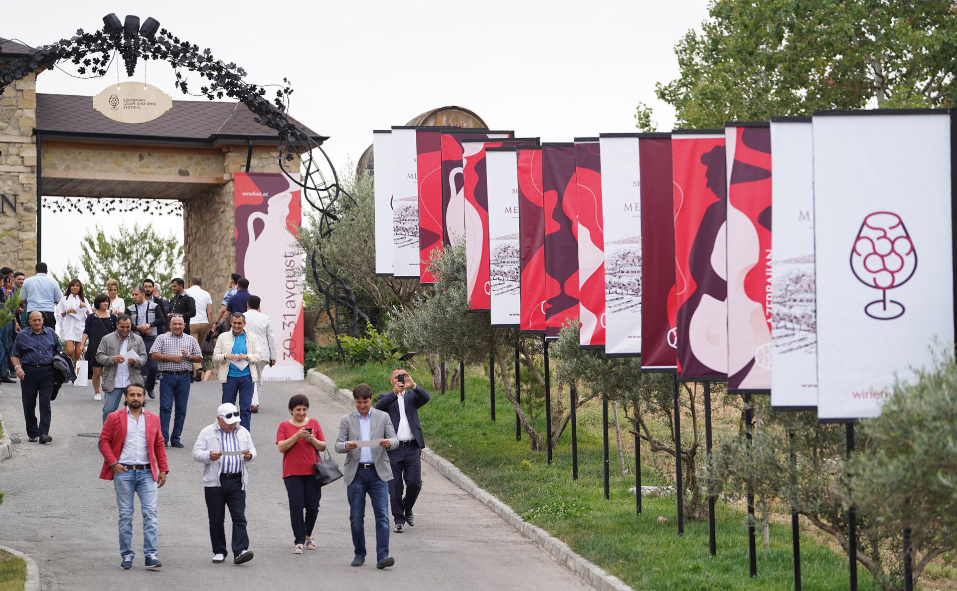 Vice-President of Heydar Aliyev Foundation Leyla Aliyeva views pavilions at First Grape and Wine Festival (PHOTOS)