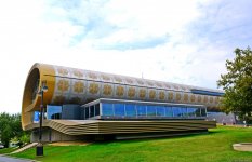 The boulevard: Baku’s "diamond necklace" (PHOTO)