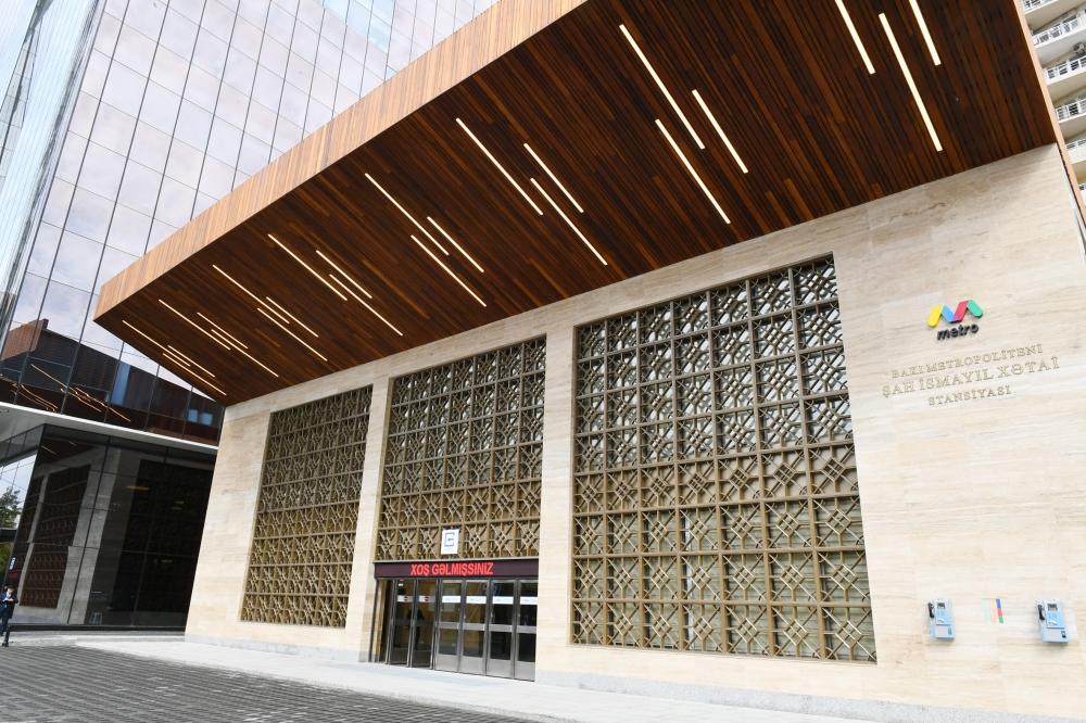 President Ilham Aliyev views work done at Khatai station of Baku Metro (PHOTO)