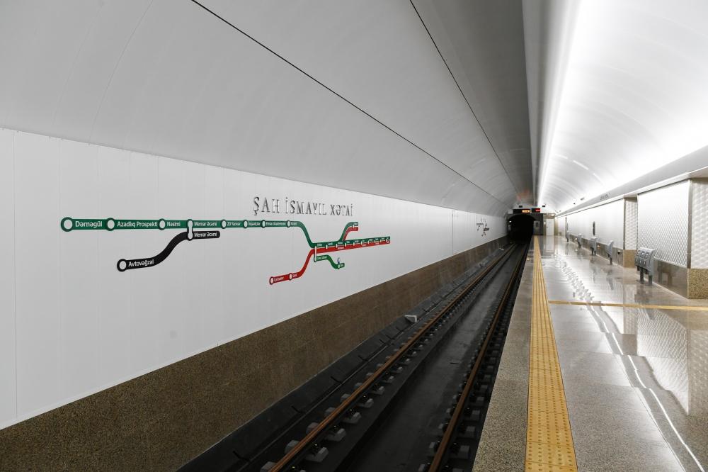 President Ilham Aliyev views work done at Khatai station of Baku Metro (PHOTO)